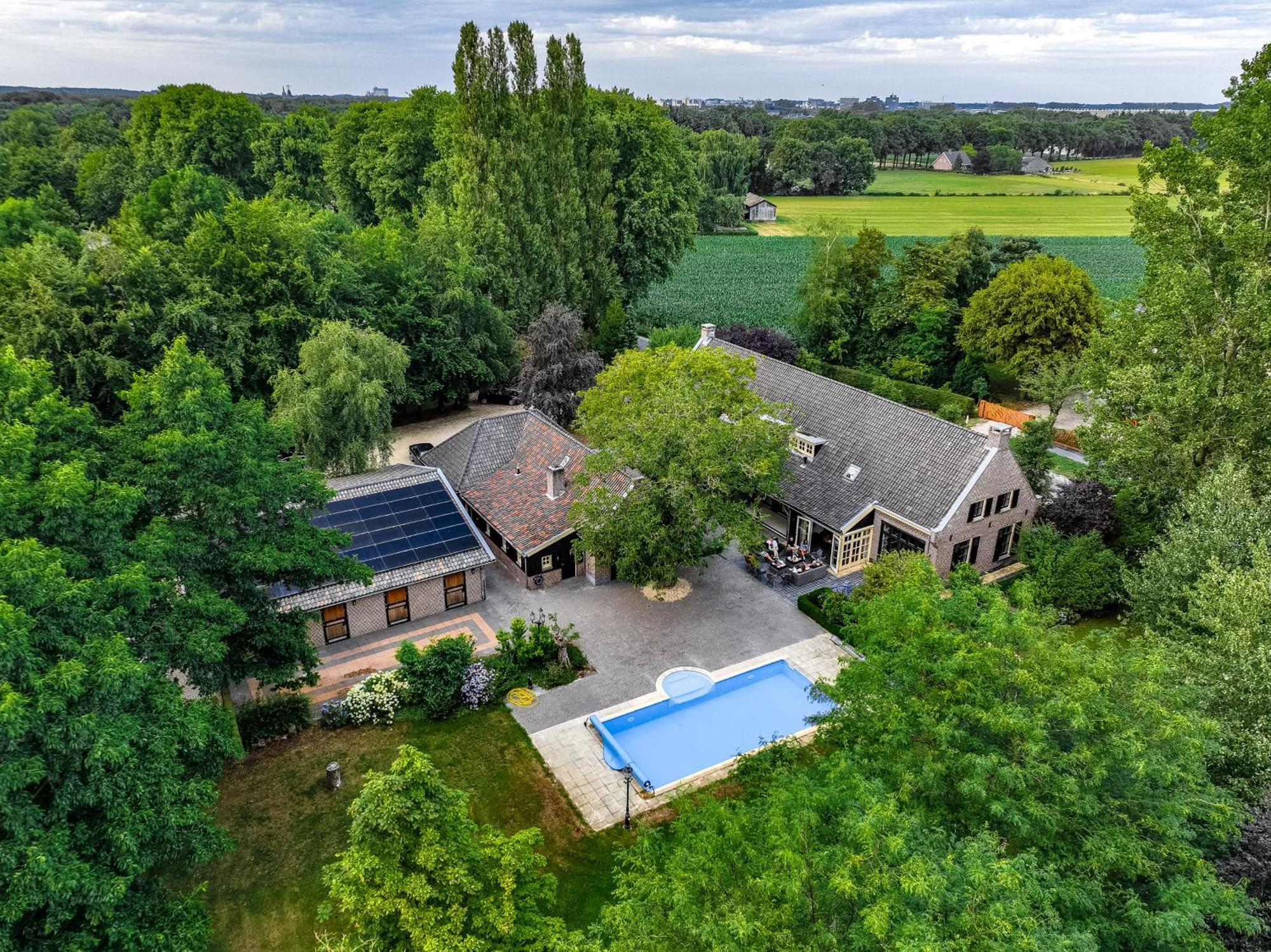 Warm, Authentiek Huis In Landelijke Omgeving Sint-Oedenrode Bagian luar foto