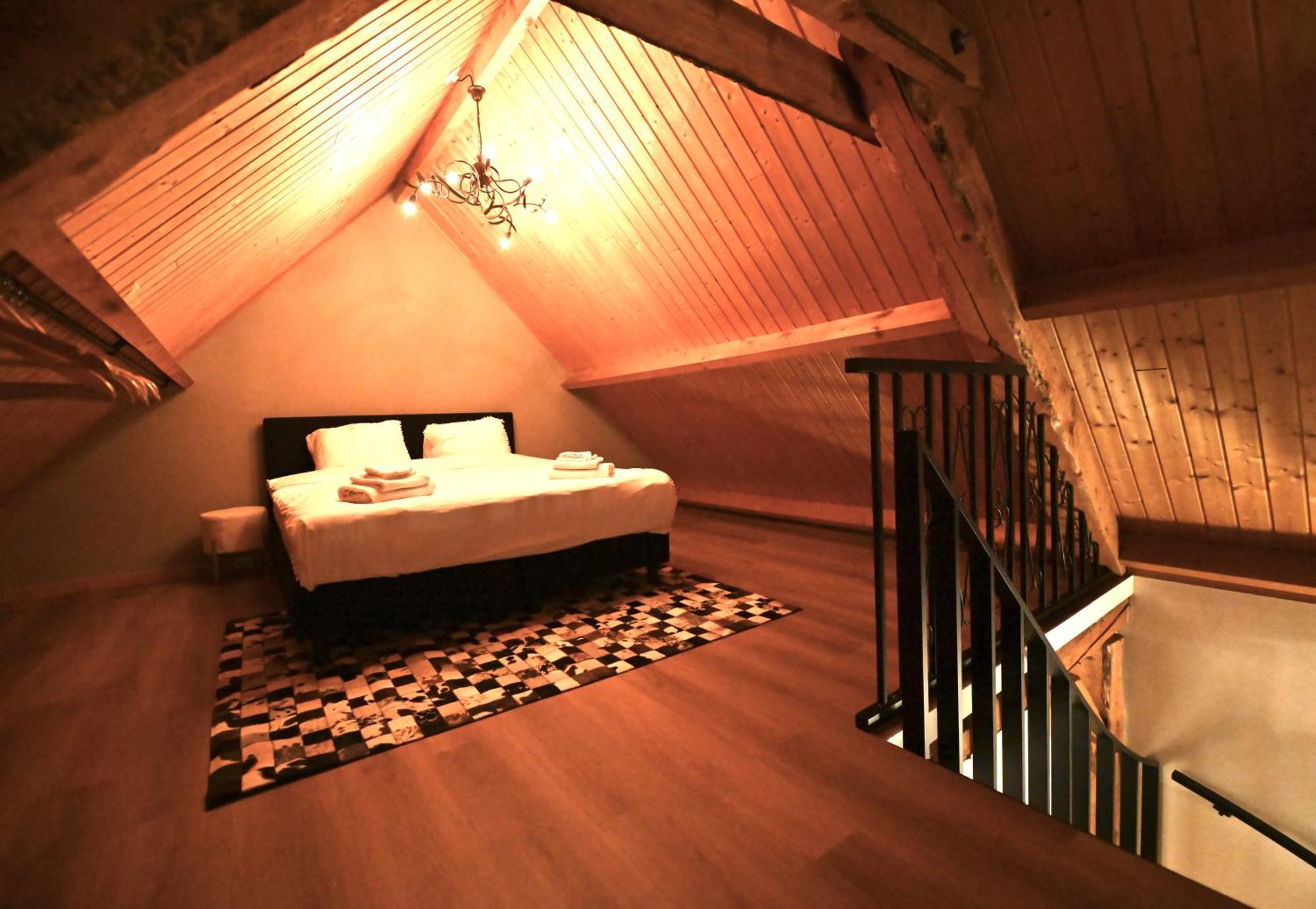 Warm, Authentiek Huis In Landelijke Omgeving Sint-Oedenrode Bagian luar foto